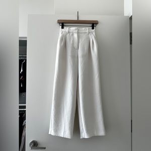 Aritzia The Effortless Pant